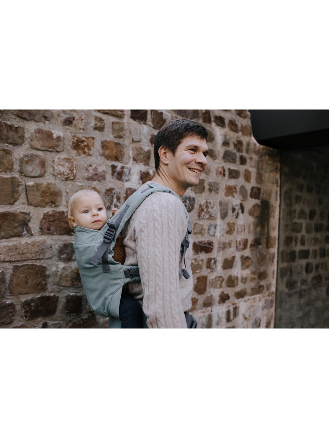 Boba X – adjustable ergonomic carrier from birth