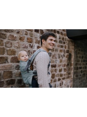 Boba X – adjustable ergonomic carrier from birth