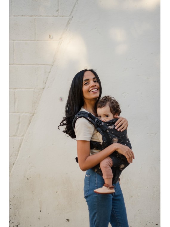 Boba X – adjustable ergonomic carrier from birth