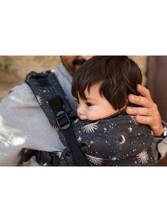 Boba X – adjustable ergonomic carrier from birth