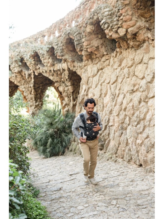 Boba X – adjustable ergonomic carrier from birth