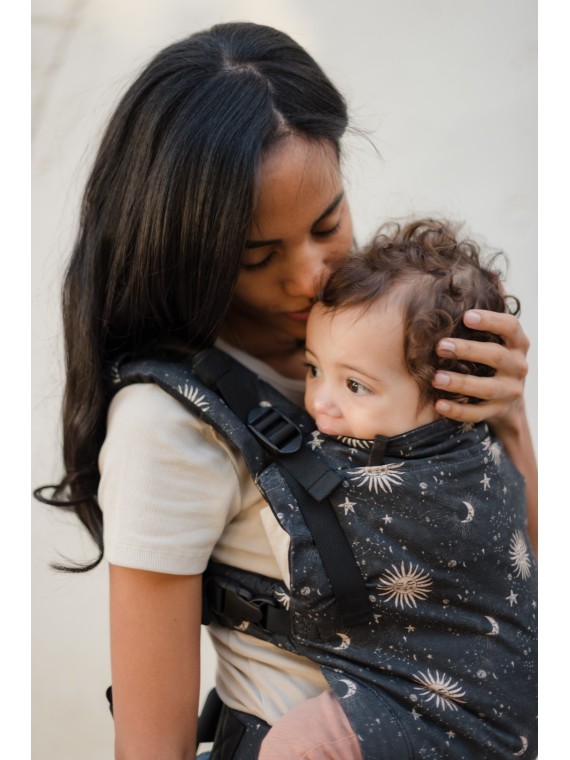 Boba X – adjustable ergonomic carrier from birth
