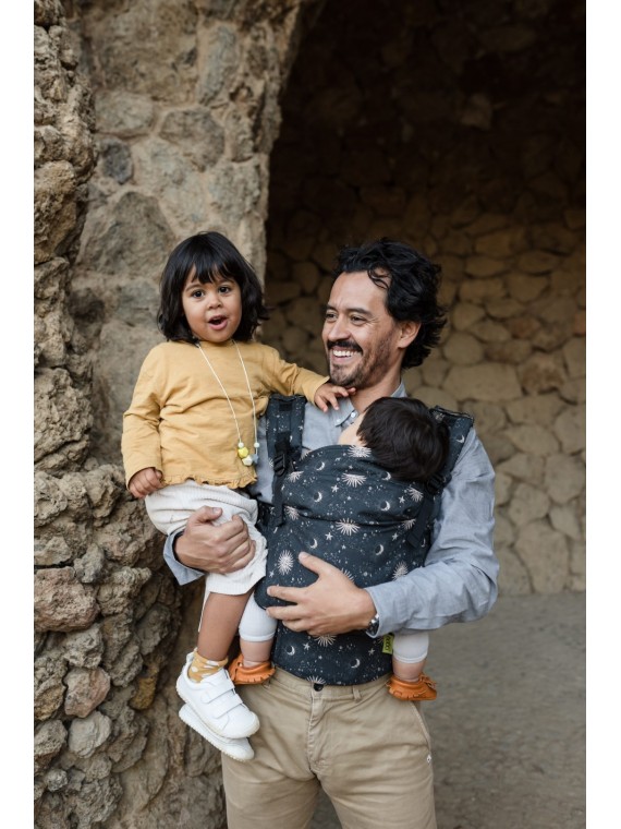 Boba X – adjustable ergonomic carrier from birth