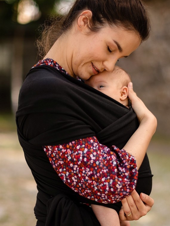 Boba Wrap – soft stretchy wrap for newborns