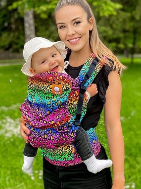 Tula Free To Grow Baby Carrier – ergonomic from birth, no insert needed