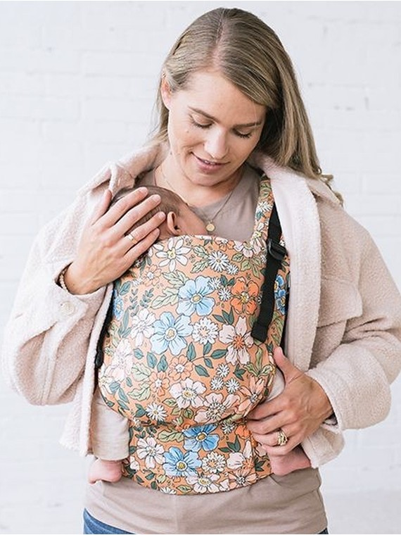 Tula Free To Grow Baby Carrier – ergonomic from birth, no insert needed