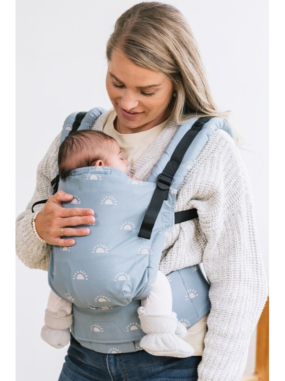 Tula Free To Grow Baby Carrier – ergonomic from birth, no insert needed