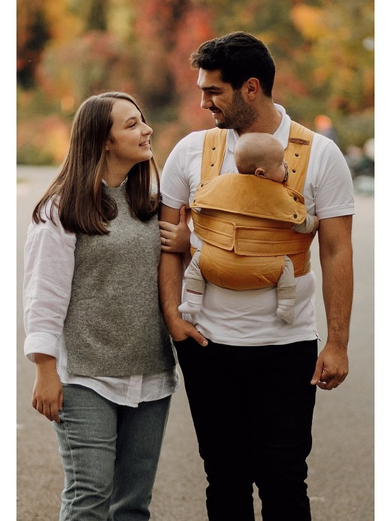 Marsupi nešioklė – paprastumas ir ergonomika nuo gimimo