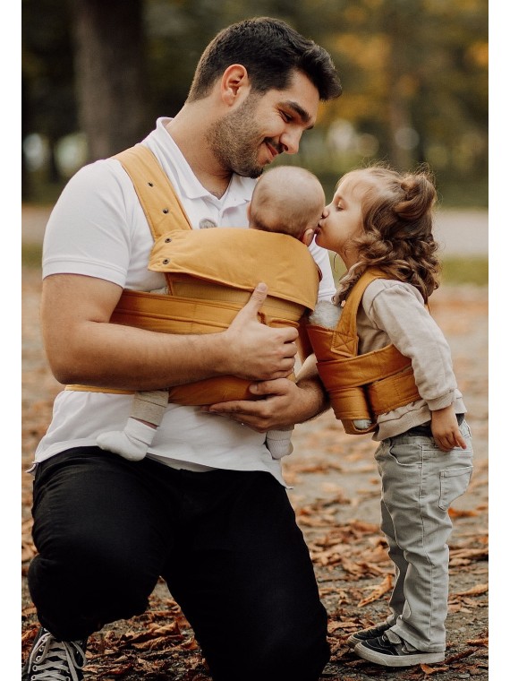 Marsupi nešioklė – paprastumas ir ergonomika nuo gimimo