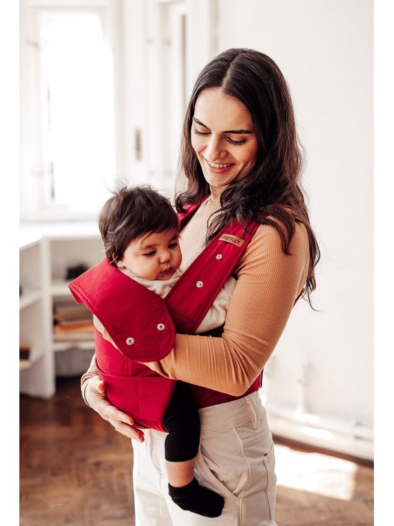 Marsupi nešioklė – paprastumas ir ergonomika nuo gimimo