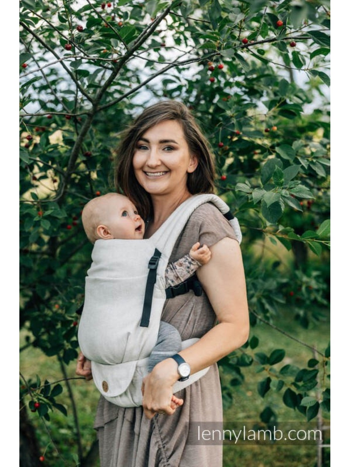 LennyLight – lightweight and intuitive baby carrier LennyLight – lightweight and intuitive baby carrier