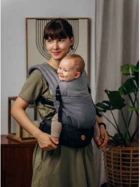 LennyLight – lightweight and intuitive baby carrier