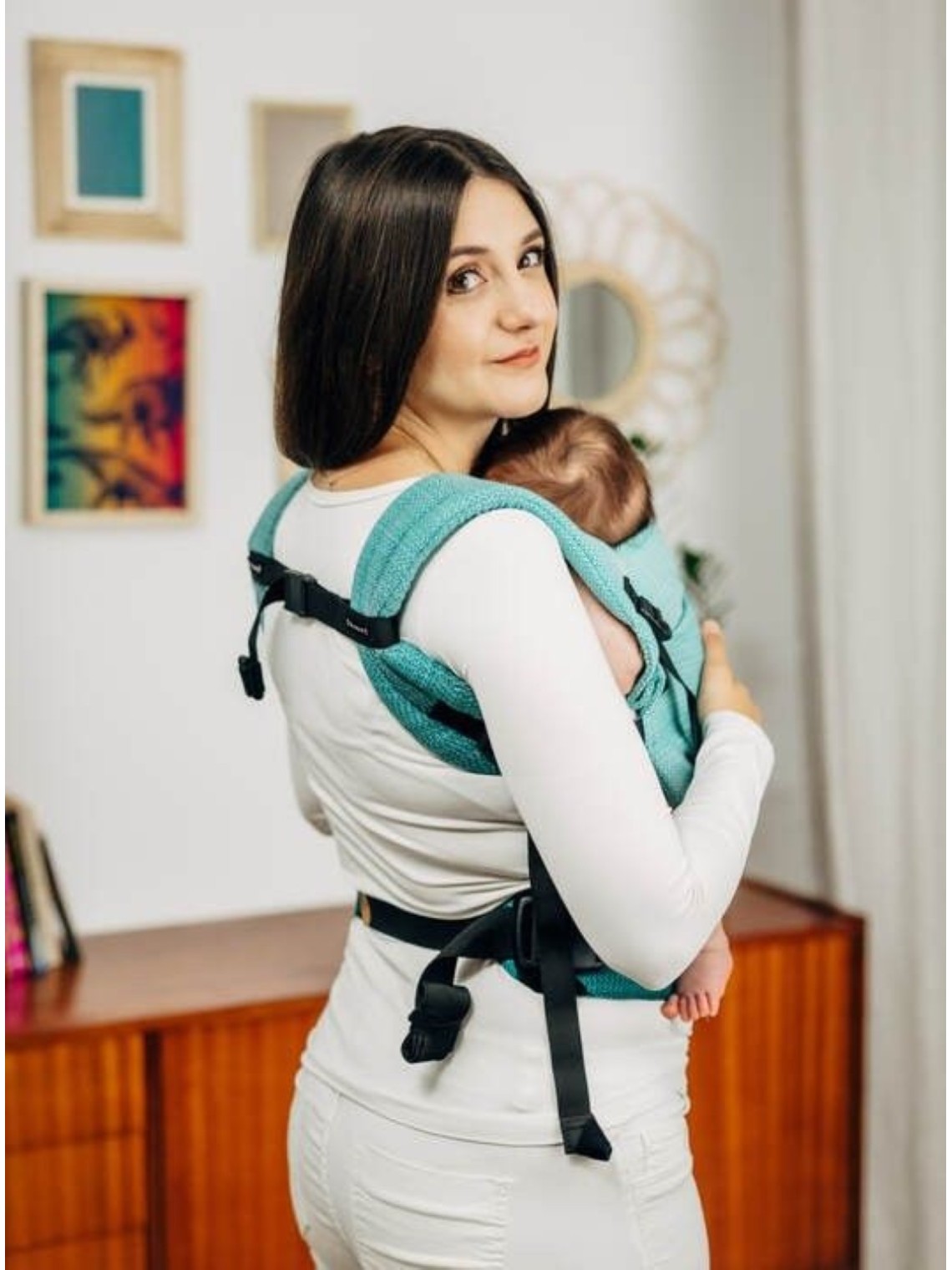 LennyLight – lightweight and intuitive baby carrier