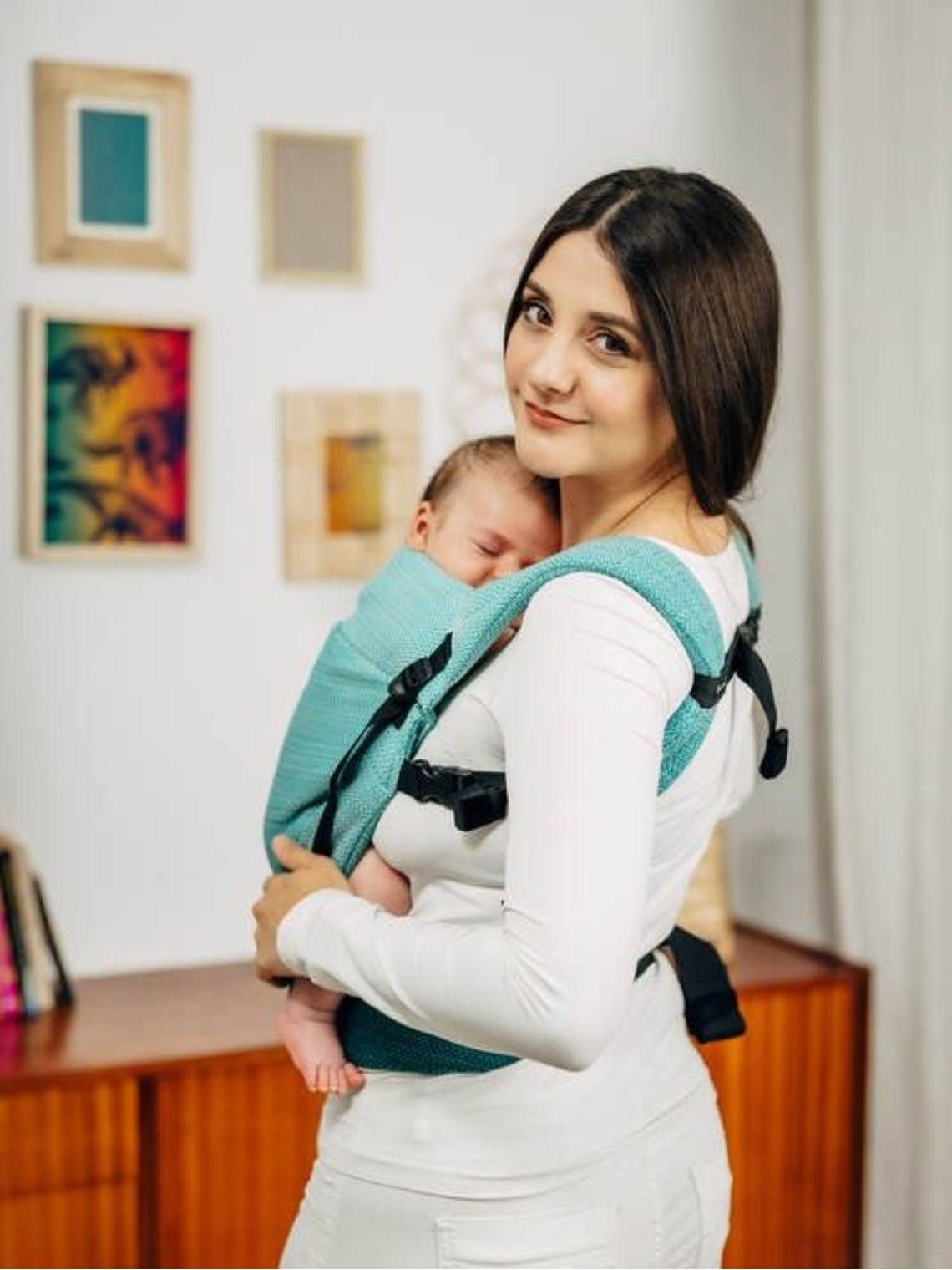LennyLight – lightweight and intuitive baby carrier