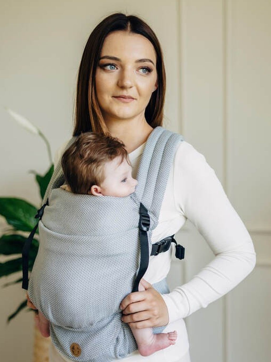 LennyLight – lengva ir saugi nešioklė nuo gimimo