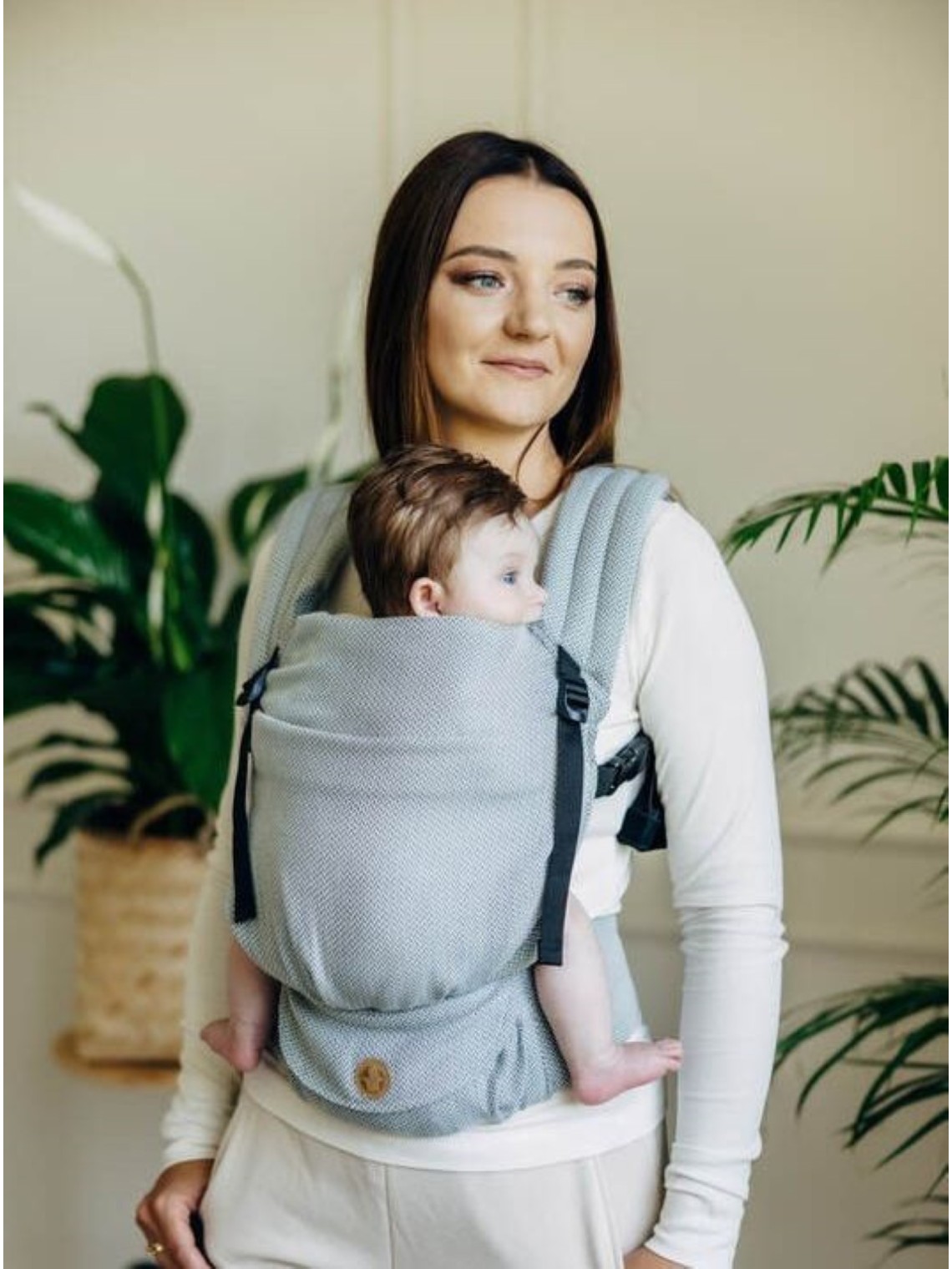 LennyLight – lengva ir saugi nešioklė nuo gimimo