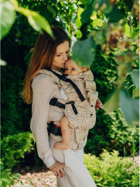 LennyUpGrade – universali ergonomiška nešioklė nuo kūdikio iki 20 kg