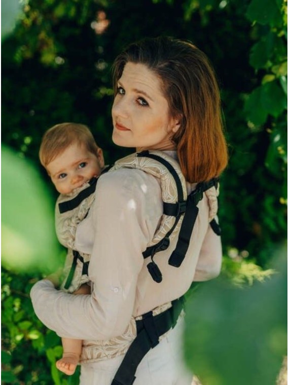LennyUpGrade – universali ergonomiška nešioklė nuo kūdikio iki 20 kg