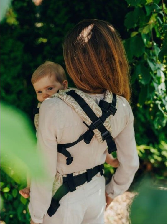 LennyUpGrade – universali ergonomiška nešioklė nuo kūdikio iki 20 kg