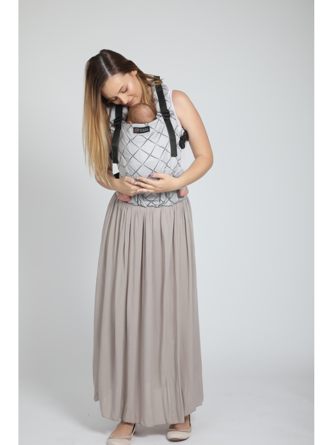 ISARA THE ONE Baby Carrier – From Newborn to Preschooler | Ergonomic and Fully Adjustable