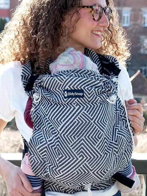 Didymos DidySnap 4u baby carrier – ergonomic from newborn to toddler