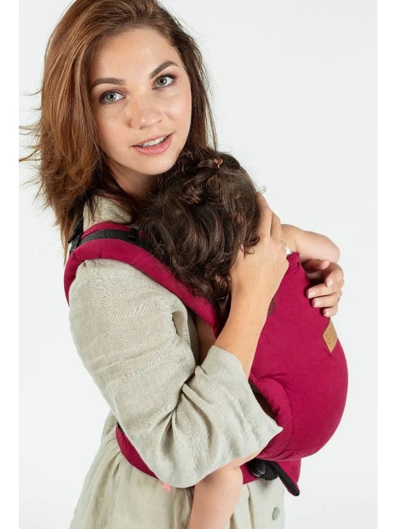 ISARA Quick Full Buckle – easy, fast, and ergonomic baby carrier