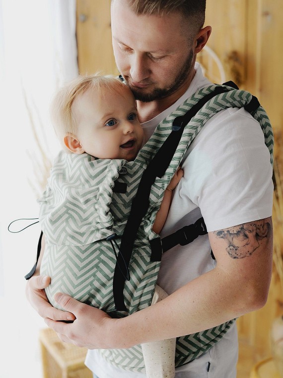 Little Frog Prime – lightweight, breathable newborn carrier