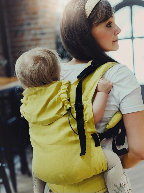 Little Frog Prime – lightweight, breathable newborn carrier