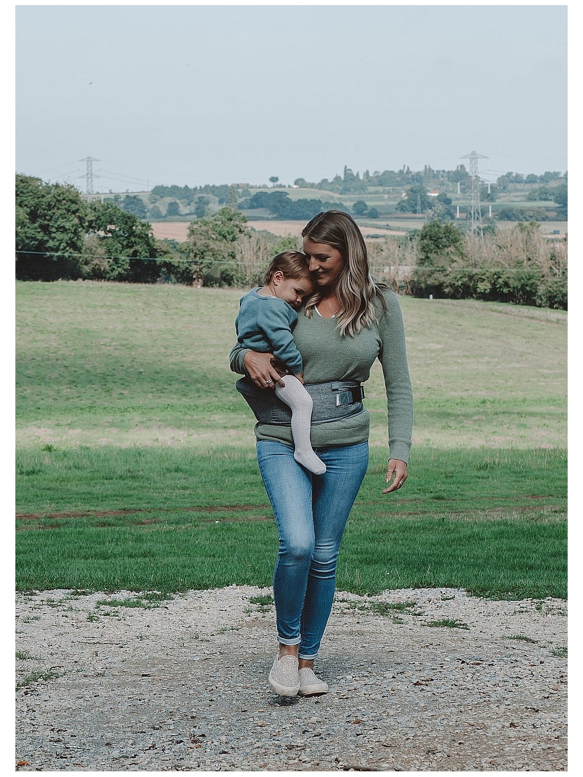 Hippychick Hipseat – award-winning back support carrier for toddlers Hippychick Hipseat – award-winning back support carrier for toddlers