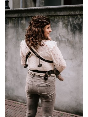 Pure Baby Love Cross & Go – simple and comfortable baby carrier