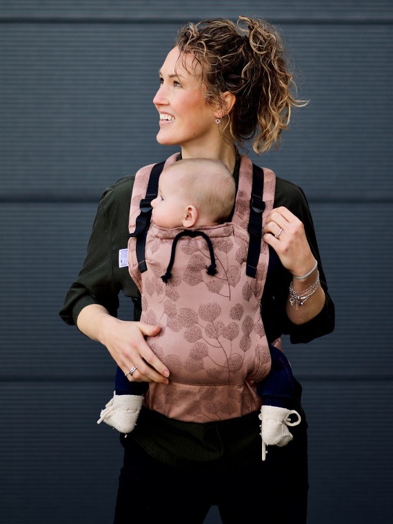 Pure Baby Love Cross & Go – simple and comfortable baby carrier