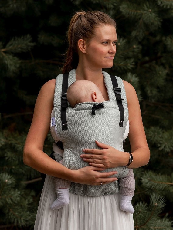 Pure Baby Love Cross & Go – simple and comfortable baby carrier