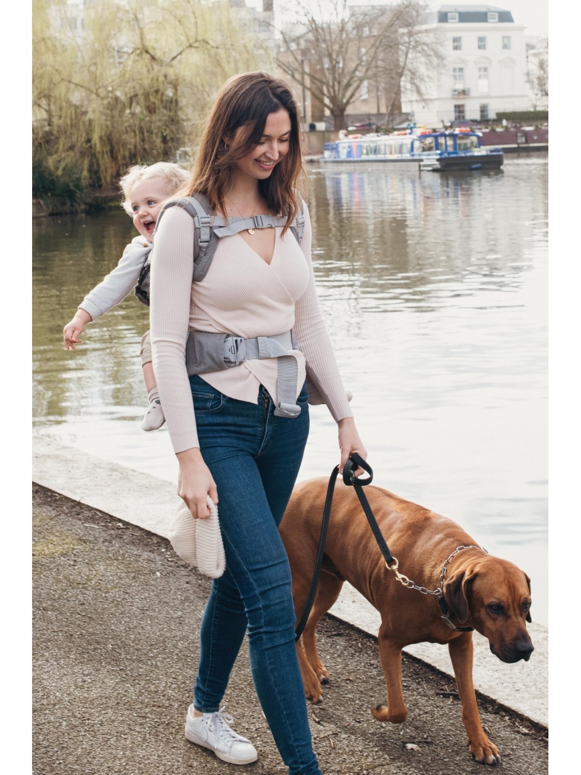 Quokkababy E-Carrier ergonomic baby carrier – maximum adaptability from day one Quokkababy E-Carrier ergonomic baby carrier – maximum adaptability from day one