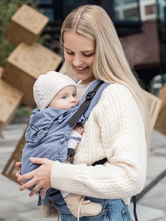 Quokkababy E-Carrier ergonomic baby carrier – maximum adaptability from day one
