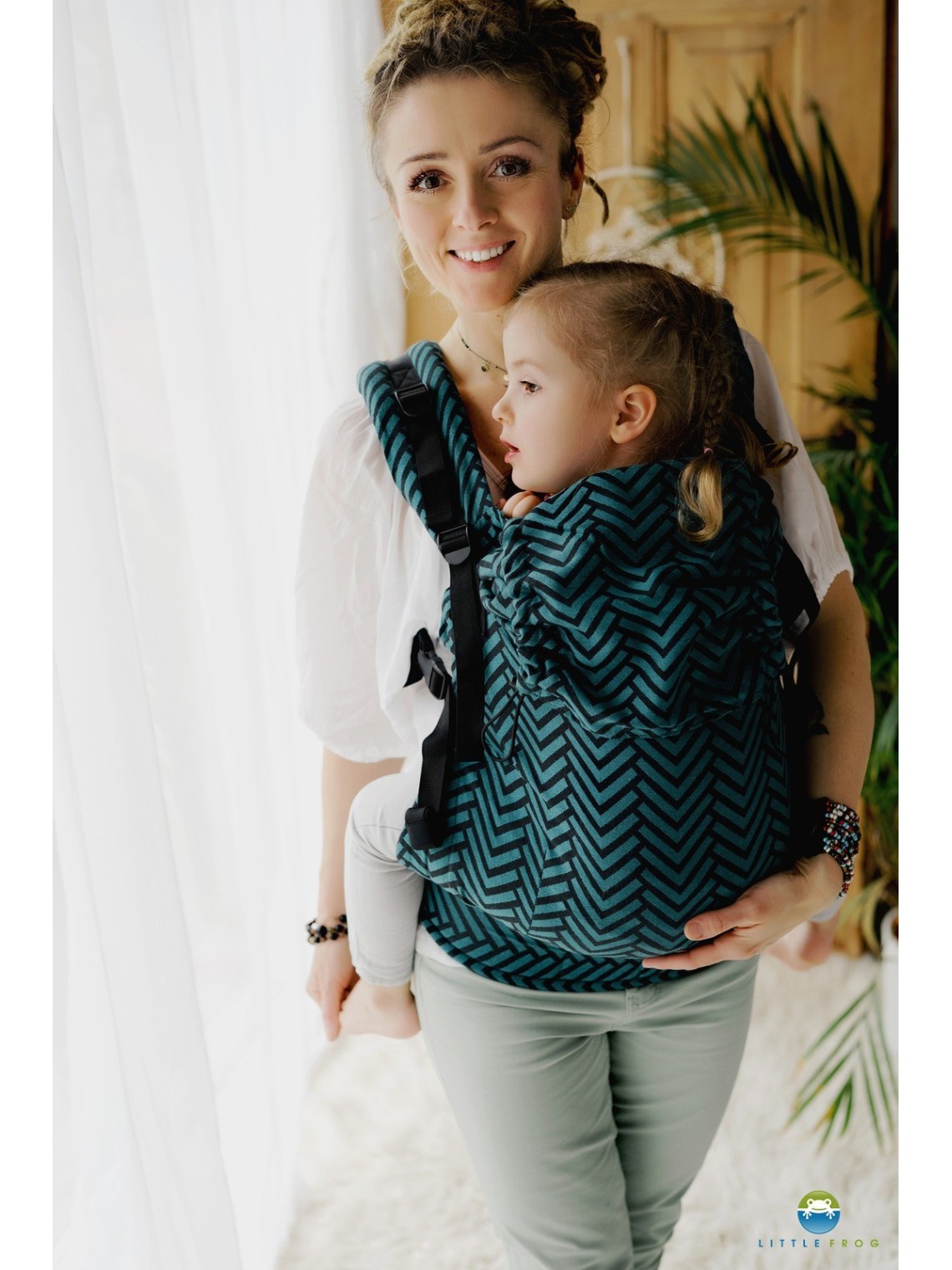 Little Frog Preschooler – ergonomiška nešioklė vyresniems vaikams