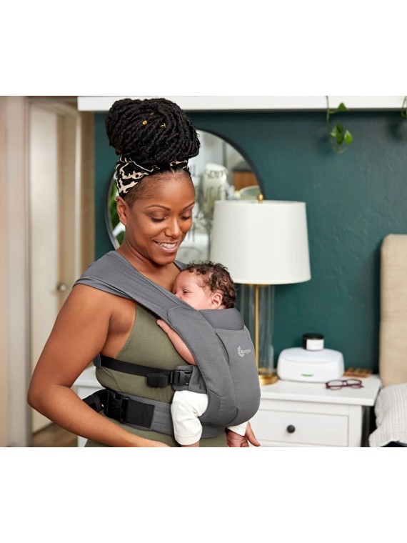 Ergobaby Embrace – švelni ir kompaktiška nešioklė nuo gimimo