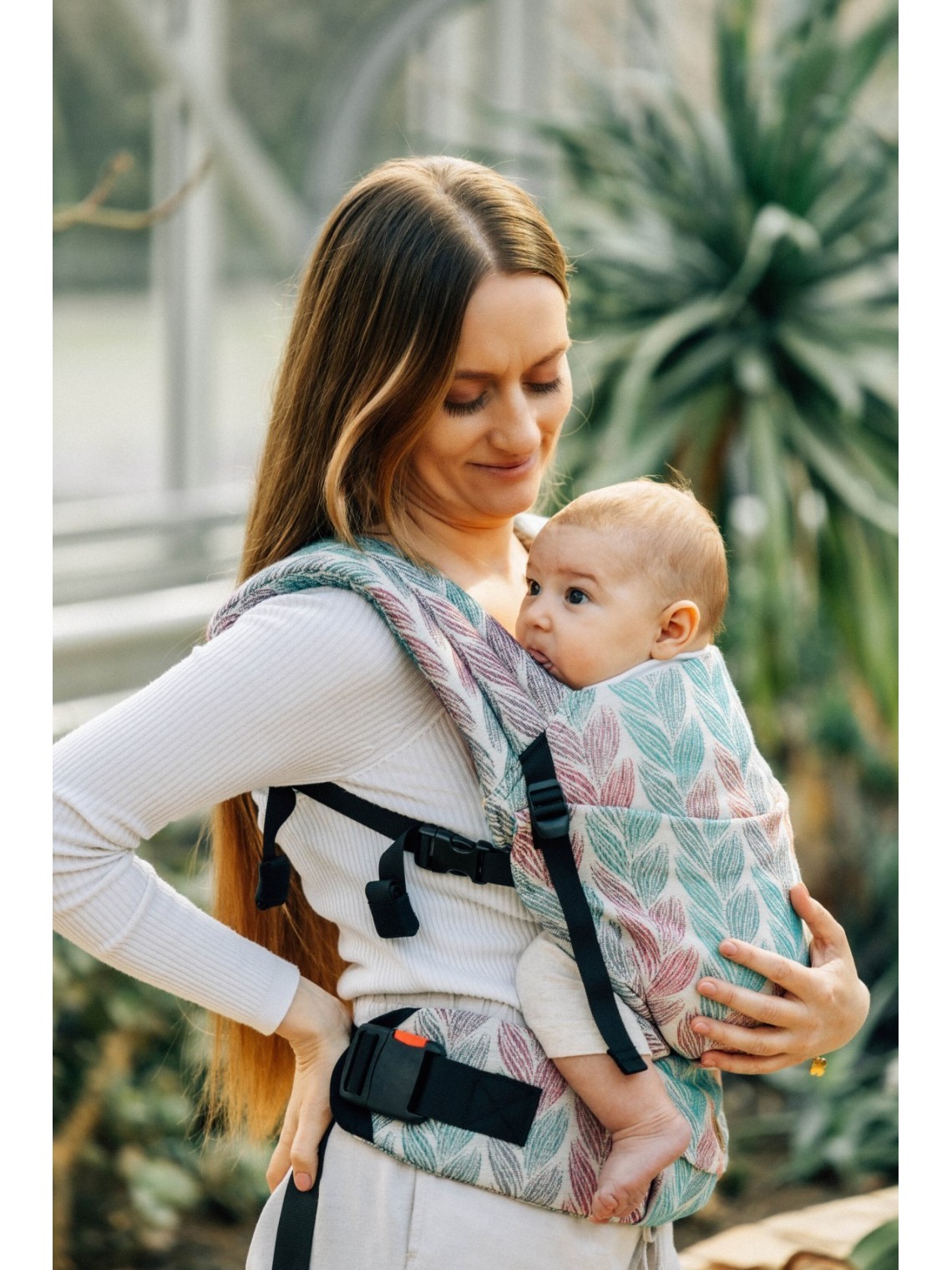 LennyLight – lengva ir saugi nešioklė nuo gimimo LennyLight – lengva ir saugi nešioklė nuo gimimo