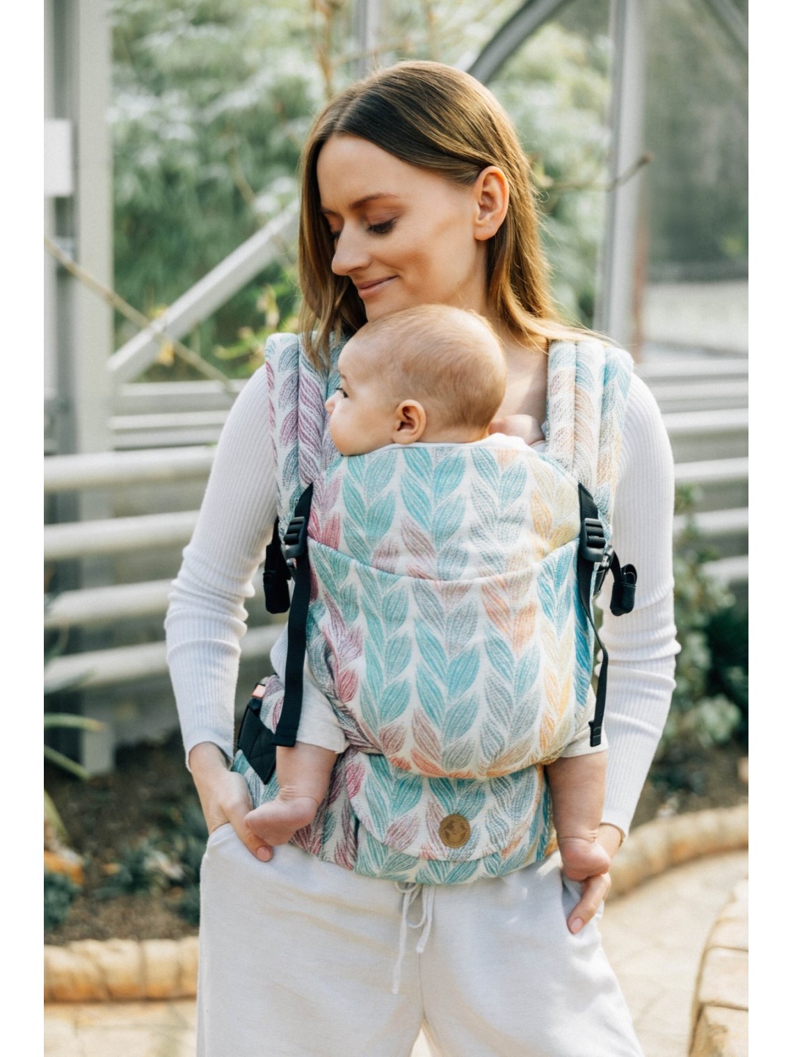 LennyLight – lightweight and intuitive baby carrier