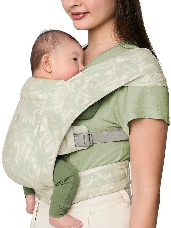 Ergobaby Embrace – soft and compact newborn carrier