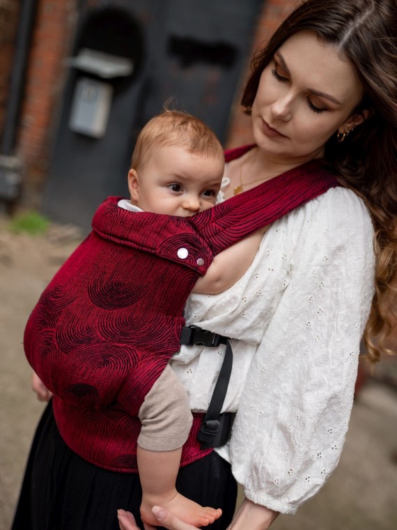 QUSY Standard 2.0 – innovative adjustable baby carrier