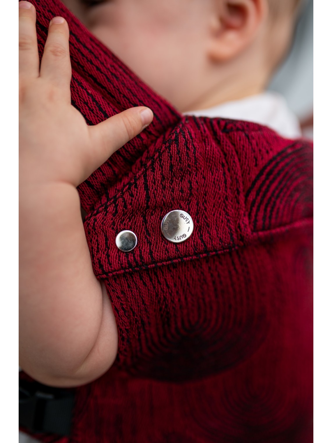 QUSY Standard 2.0 – innovative adjustable baby carrier
