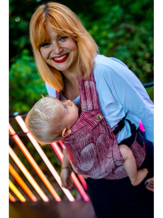 QUSY Standard 2.0 – ergonomiška reguliuojama nešioklė