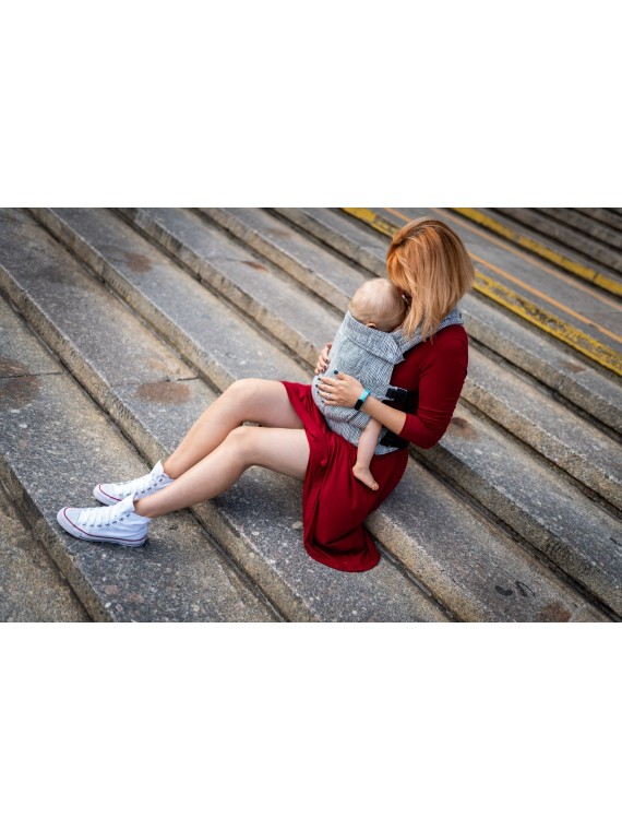 QUSY Standard 2.0 – ergonomiška reguliuojama nešioklė