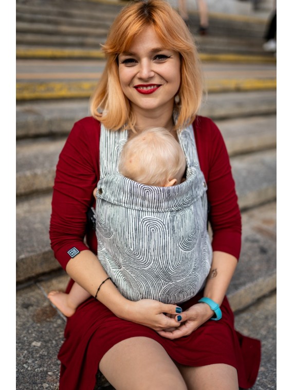 QUSY Standard 2.0 – ergonomiška reguliuojama nešioklė