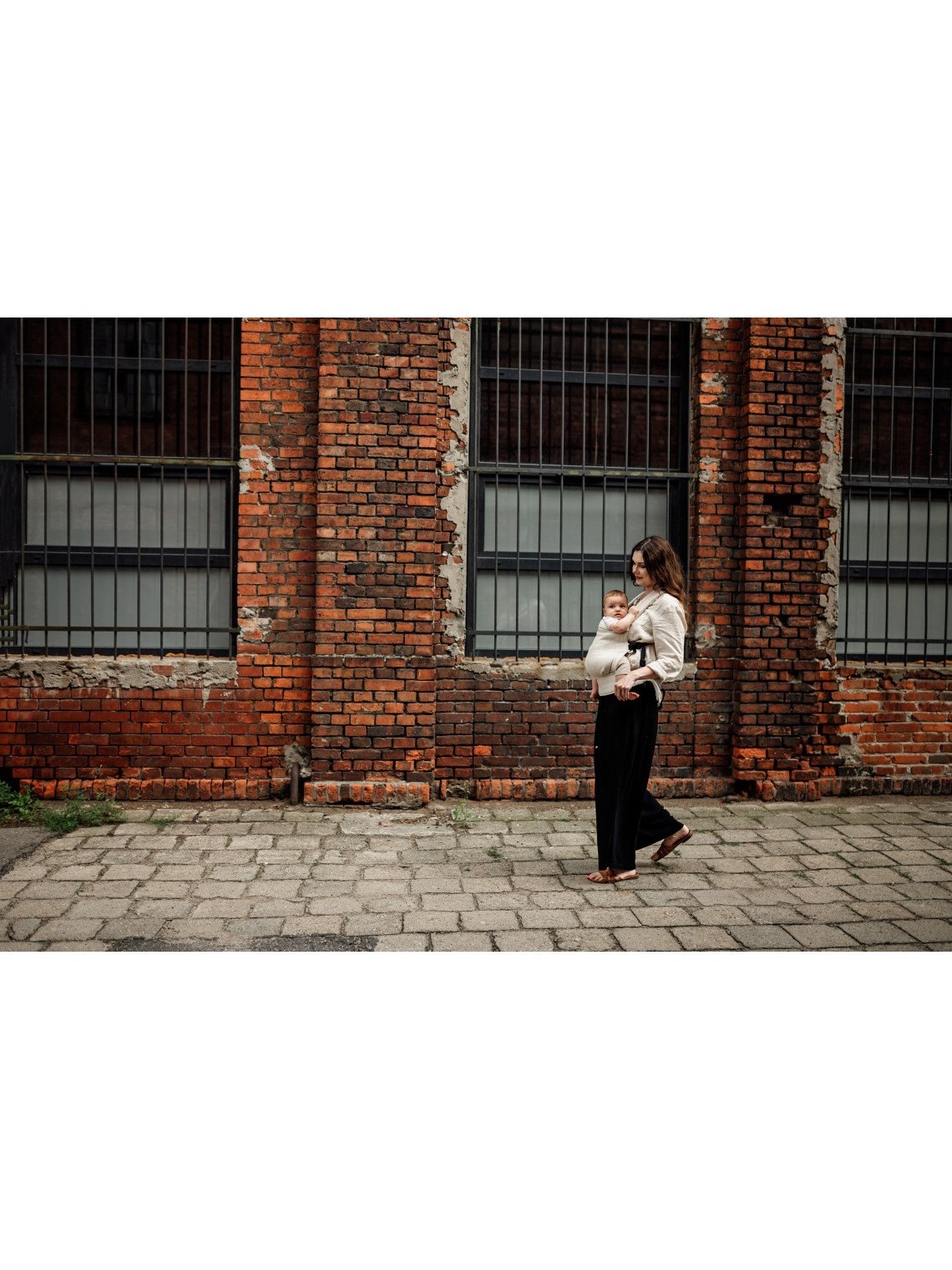 QUSY Standard 2.0 – innovative adjustable baby carrier