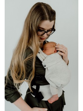 QUSY MINI 2.0 – ypač lengva reguliuojama kūdikių nešioklė