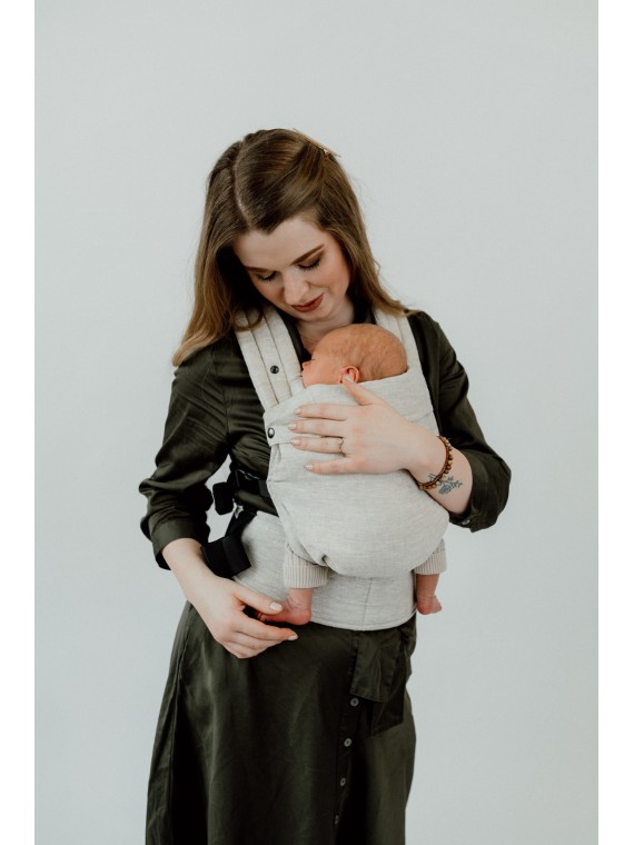 QUSY MINI 2.0 – ultra-light adjustable baby carrier