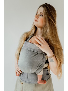 QUSY MINI 2.0 – ypač lengva reguliuojama kūdikių nešioklė