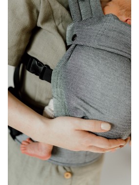 QUSY MINI 2.0 – ypač lengva reguliuojama kūdikių nešioklė