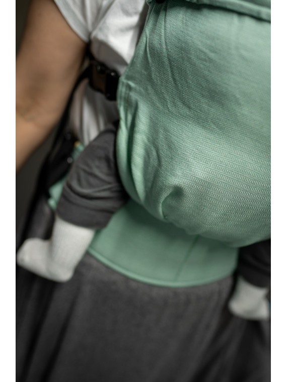 QUSY MINI 2.0 – ultra-light adjustable baby carrier